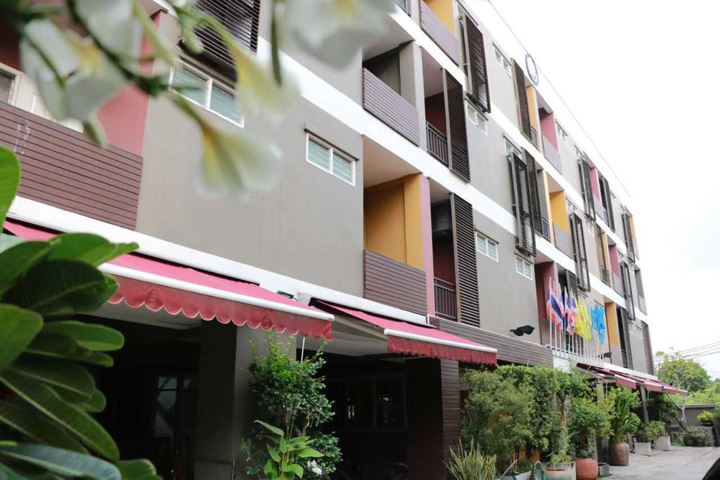 Namnon Place Nonthaburi Exterior foto